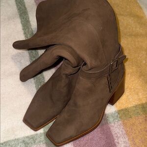 Vince Camuto Brown Heeled Boots